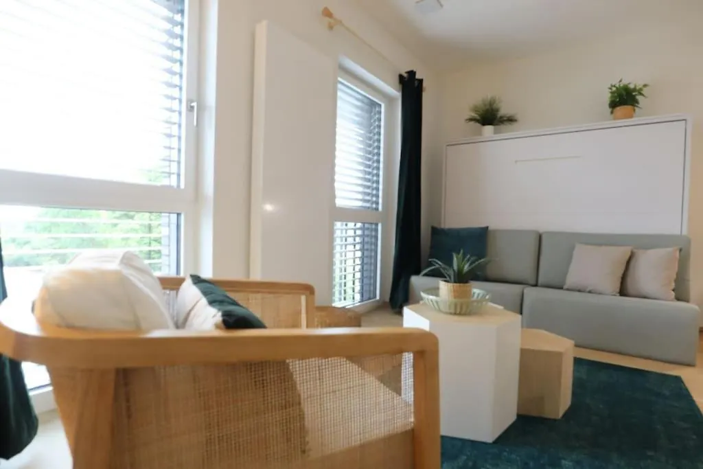 Central Fully Serviced Studio Luxemburgo